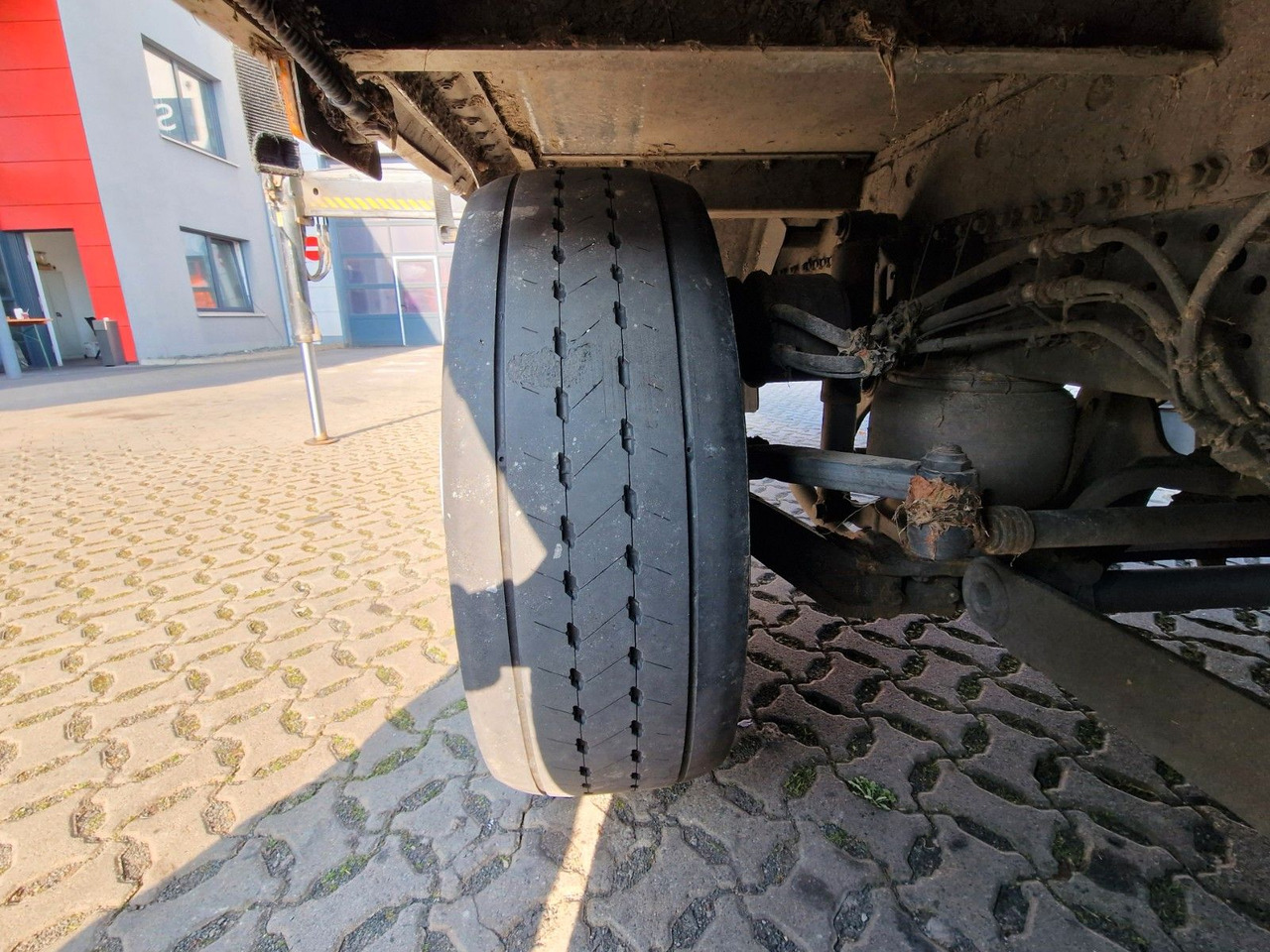 Kravas auto ar manipulatoru Mercedes-Benz Antos 2540 / Fernbedienung / Lenkachse: foto 30 Kravas auto ar manipulatoru Mercedes-Benz Antos 2540 / Fernbedienung / Lenkachse: foto 30