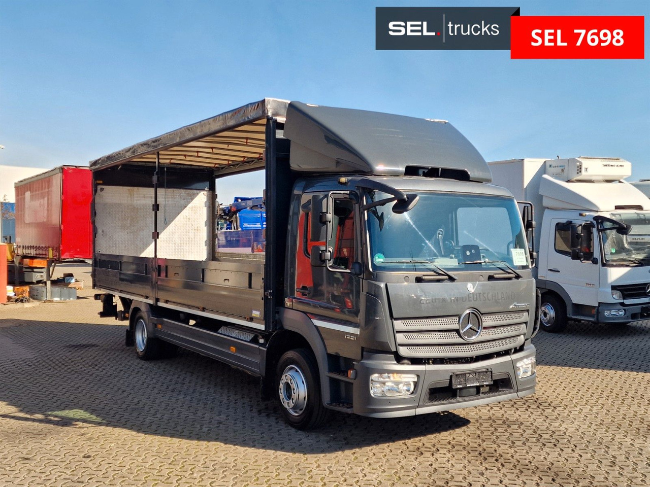 Mercedes-Benz Atego 1221 / Ladebordwand - Kravas automašīna ar tentu: foto 3 Mercedes-Benz Atego 1221 / Ladebordwand - Kravas automašīna ar tentu: foto 3