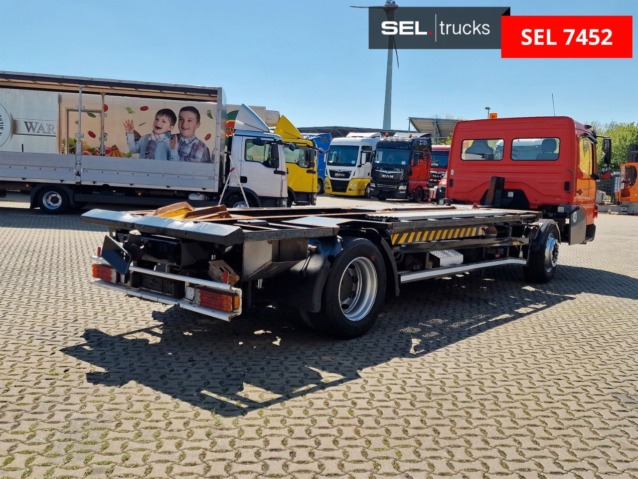 Mercedes-Benz KAMAG WBH 25 / Umsetzer / Wiesel / Rangierer - Konteineru vedējs/ Kravas automašīna ar noņemamā virsbūve: foto 5 Mercedes-Benz KAMAG WBH 25 / Umsetzer / Wiesel / Rangierer - Konteineru vedējs/ Kravas automašīna ar noņemamā virsbūve: foto 5