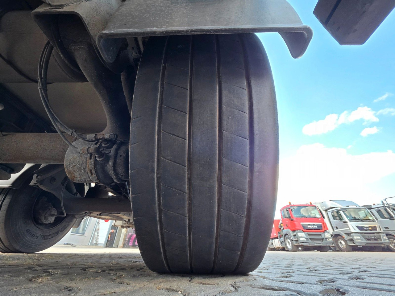 Piekabe refrižerators ROHR Rohr RZK/18 IV / Ladebordwand: foto 33 Piekabe refrižerators ROHR Rohr RZK/18 IV / Ladebordwand: foto 33