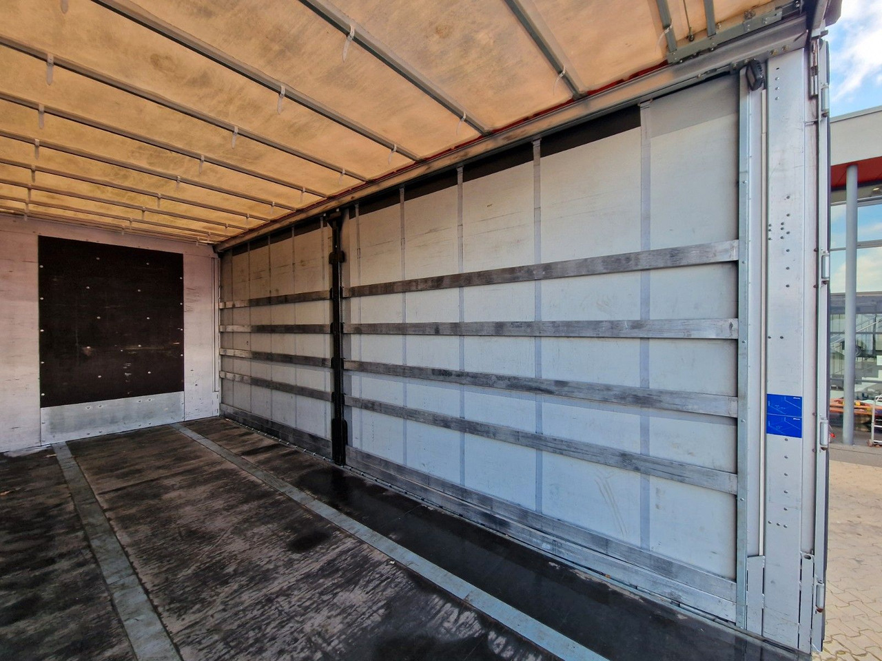 Piekabe ar tentu Rufa DHC 18-21 / Hubdach / EDSCHA: foto 14 Piekabe ar tentu Rufa DHC 18-21 / Hubdach / EDSCHA: foto 14