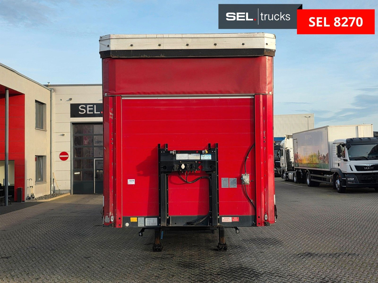 Schwarzmüller SJ / Liftachse / Schwanenhals - Puspiekabe dzērienu pārvadāšanai: foto 3 Schwarzmüller SJ / Liftachse / Schwanenhals - Puspiekabe dzērienu pārvadāšanai: foto 3