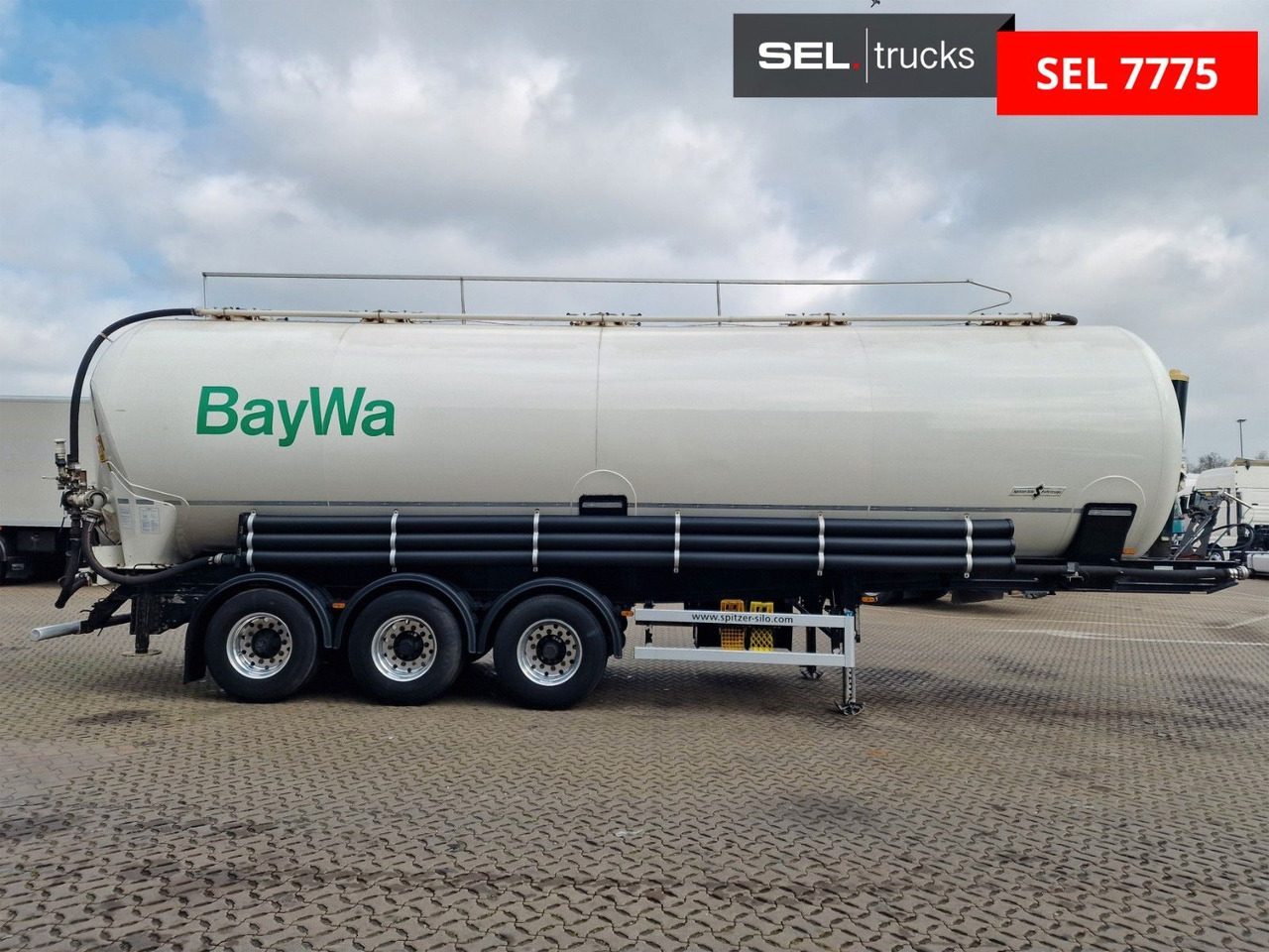 Spitzer SKS 27 / Kippsilo / 53.000 l / Liftachse - Silosa puspiekabe: foto 4 Spitzer SKS 27 / Kippsilo / 53.000 l / Liftachse - Silosa puspiekabe: foto 4