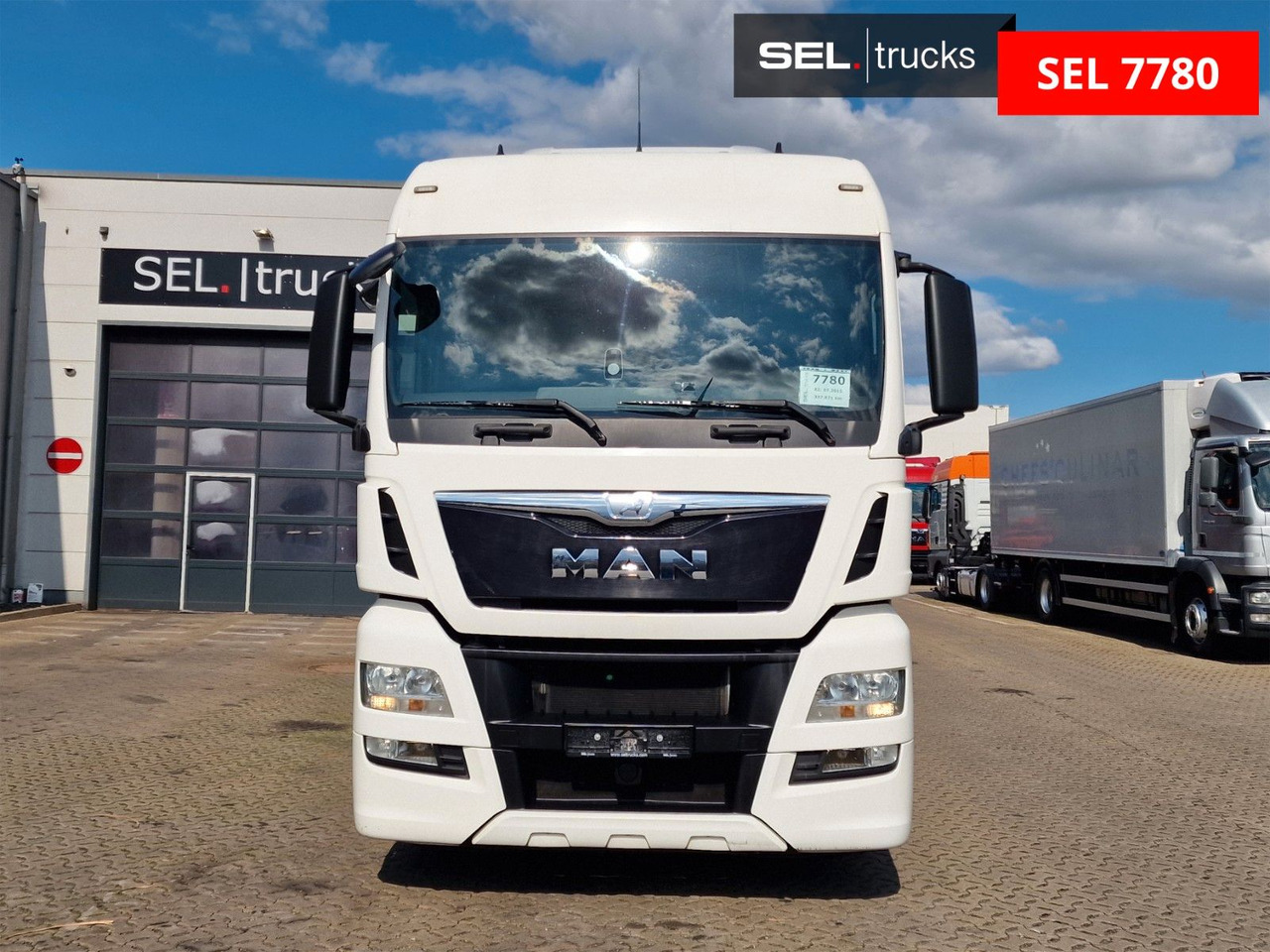 MAN TGX 18.400 4X2 LLS-U / HUBKUPPLUNG - Vilcējs: foto 2 MAN TGX 18.400 4X2 LLS-U / HUBKUPPLUNG - Vilcējs: foto 2