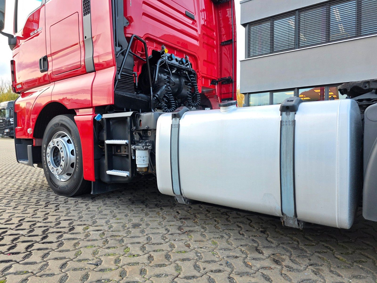 Vilcējs MAN TGX 18.460 4X2 BLS / Retarder / 2 Tanks / ADR AT: foto 14