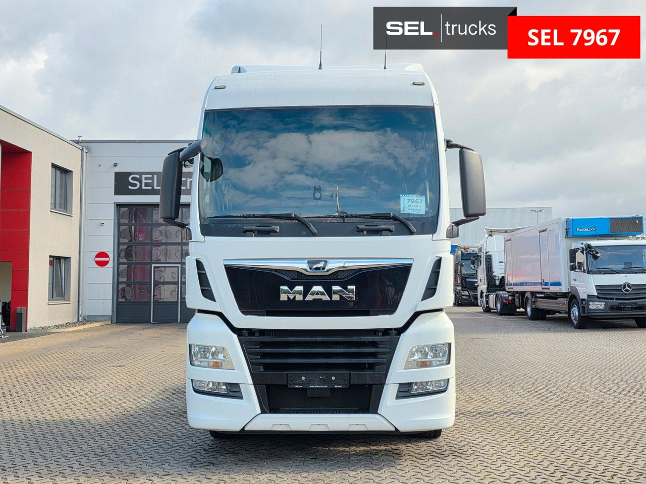 MAN TGX 18.460 4X2 BLS / Retarder / ADR AT - Vilcējs: foto 2 MAN TGX 18.460 4X2 BLS / Retarder / ADR AT - Vilcējs: foto 2