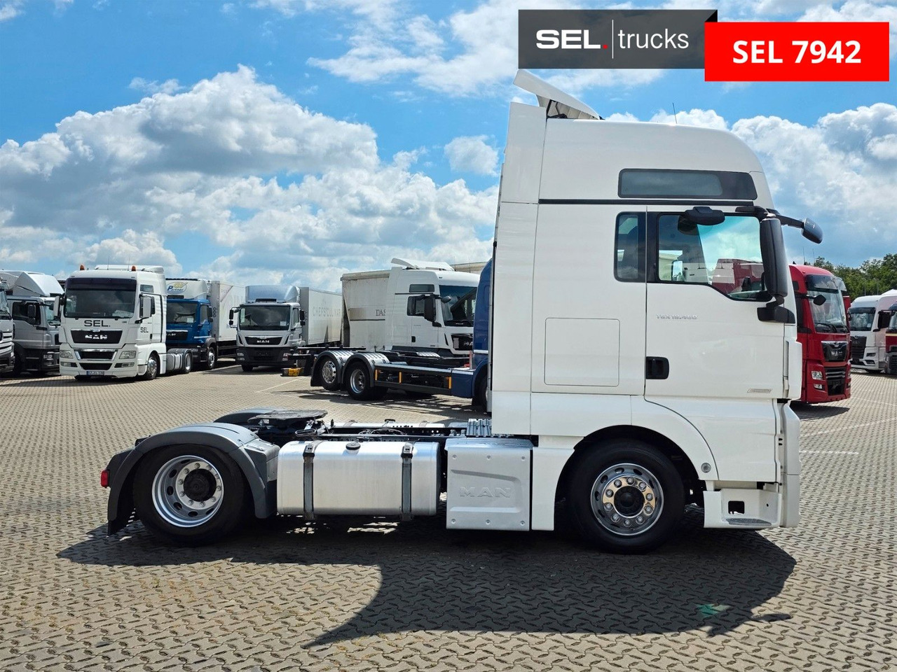 MAN TGX 18.460 4X2 LLS-U /Retarder /2 Tanks /ADR AT - Vilcējs: foto 4 MAN TGX 18.460 4X2 LLS-U /Retarder /2 Tanks /ADR AT - Vilcējs: foto 4