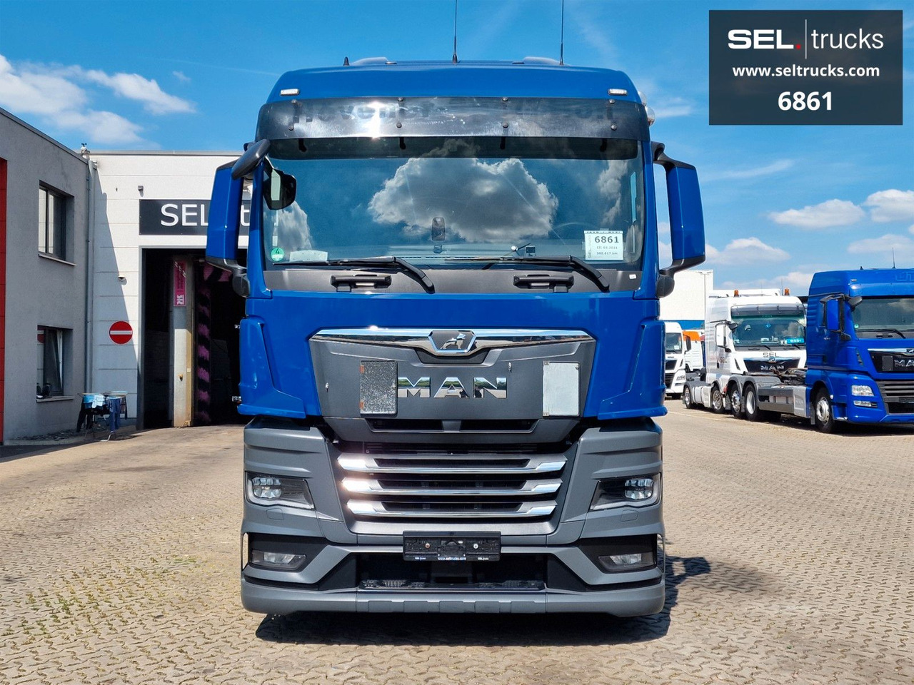 MAN TGX 18.510 4x2 LL SA / Retarder / 2 Tanks / Navi - Vilcējs: foto 2 MAN TGX 18.510 4x2 LL SA / Retarder / 2 Tanks / Navi - Vilcējs: foto 2