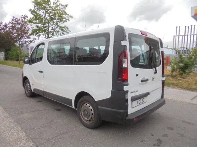 Nissan NV 300 - Autobuss: foto 4 Nissan NV 300 - Autobuss: foto 4