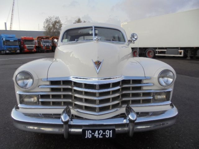 Cadillac Fleetwood sedan - Sedans: foto 2 Cadillac Fleetwood sedan - Sedans: foto 2