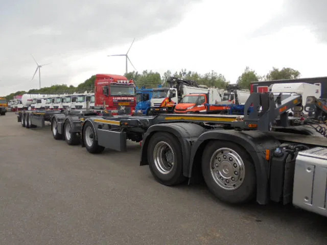 D-Tec DOLLY + TRAILER LZV - Puspiekabe noņemamā virsbūve/ Konteineru vedējs: foto 2 D-Tec DOLLY + TRAILER LZV - Puspiekabe noņemamā virsbūve/ Konteineru vedējs: foto 2
