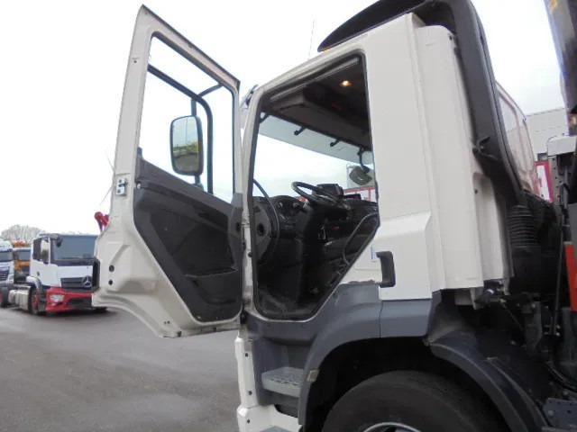 Atkritumu vedējs DAF CF 290 6X2: foto 6