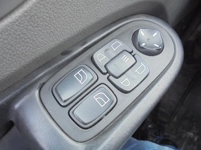 Atkritumu vedējs DAF CF 290 6X2: foto 15
