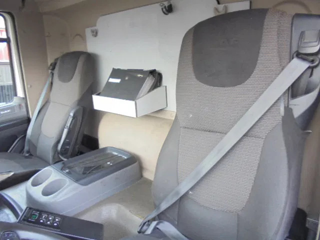 Atkritumu vedējs DAF CF 290 6X2: foto 8