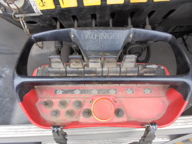 Bortu kravas automašīna/ Platforma DAF CF 290: foto 13