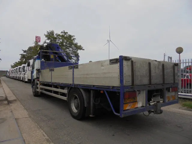 Bortu kravas automašīna/ Platforma DAF CF 290: foto 8