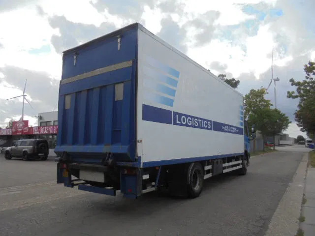 DAF CF 65 220 NL KENTEKEN - Kravas automašīna ar slēgto virsbūvi: foto 4 DAF CF 65 220 NL KENTEKEN - Kravas automašīna ar slēgto virsbūvi: foto 4