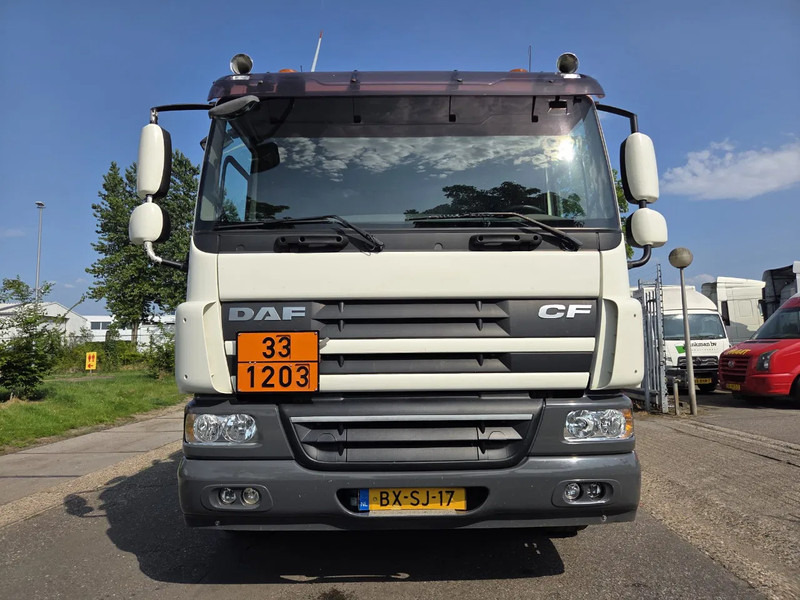 DAF CF 75 310 6X2 NL TRUCK - Autocisterna: foto 2 DAF CF 75 310 6X2 NL TRUCK - Autocisterna: foto 2