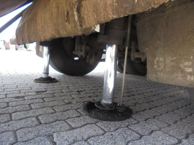 Atkritumu vedējs DAF CF 75 6X2: foto 17