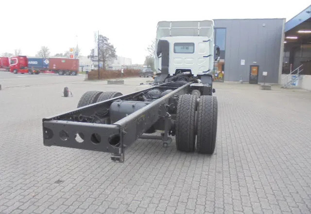 DAF XB 310 FA NEW DEMO - Šasija kravas automašīna: foto 4 DAF XB 310 FA NEW DEMO - Šasija kravas automašīna: foto 4