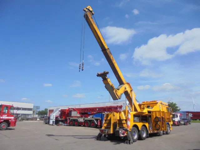DAF XF 105 510 8X4 WRECKER - Auto evakuators: foto 5 DAF XF 105 510 8X4 WRECKER - Auto evakuators: foto 5