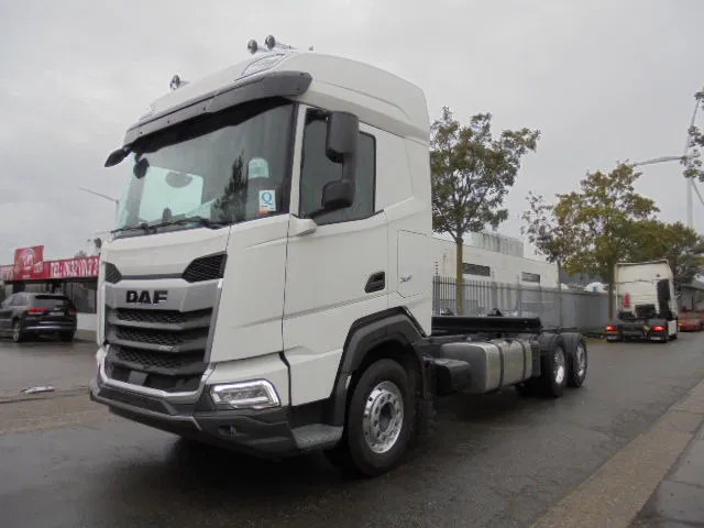 DAF XF 480 6X2 MET FABRIEKS GARANTIE - Šasija kravas automašīna: foto 1 DAF XF 480 6X2 MET FABRIEKS GARANTIE - Šasija kravas automašīna: foto 1