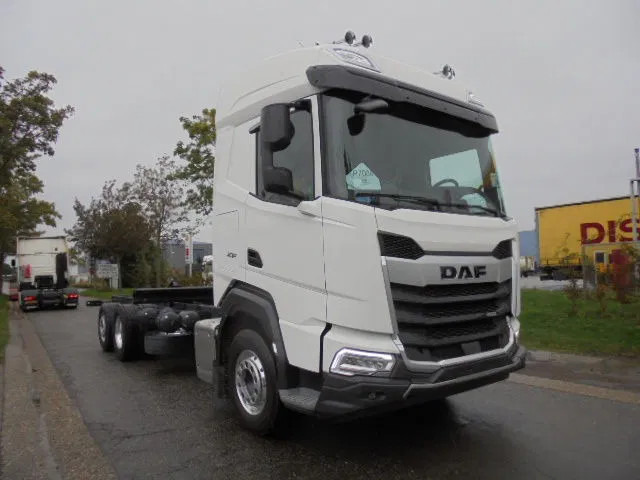 DAF XF 480 6X2 MET FABRIEKS GARANTIE - Šasija kravas automašīna: foto 3 DAF XF 480 6X2 MET FABRIEKS GARANTIE - Šasija kravas automašīna: foto 3