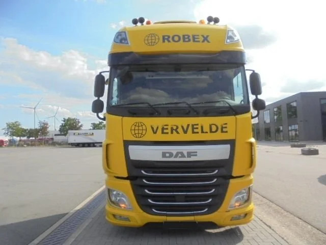 DAF XF 510 FAR 6X2 - Bortu kravas automašīna/ Platforma: foto 2 DAF XF 510 FAR 6X2 - Bortu kravas automašīna/ Platforma: foto 2
