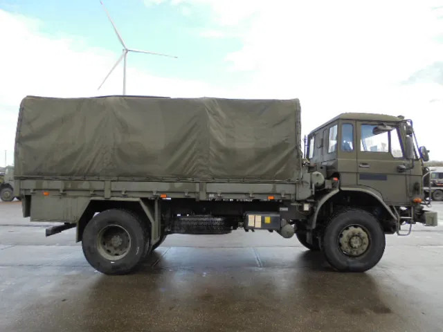 DAF YAD 4442 NT 4X4 - Kravas automašīna ar tentu: foto 4 DAF YAD 4442 NT 4X4 - Kravas automašīna ar tentu: foto 4