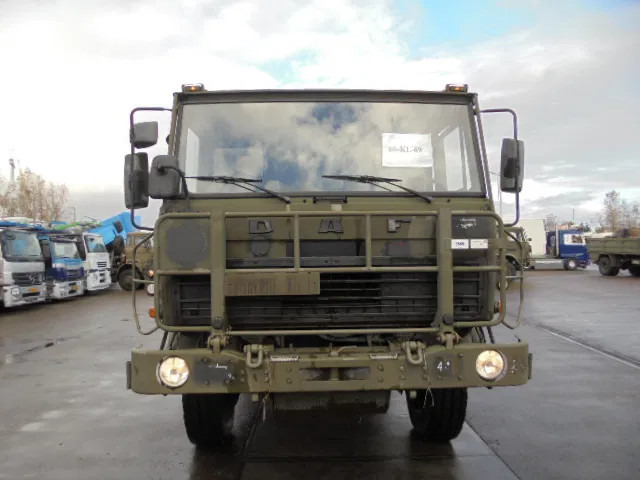DAF YAD 4442 NT 4X4 - Kravas automašīna ar tentu: foto 2 DAF YAD 4442 NT 4X4 - Kravas automašīna ar tentu: foto 2