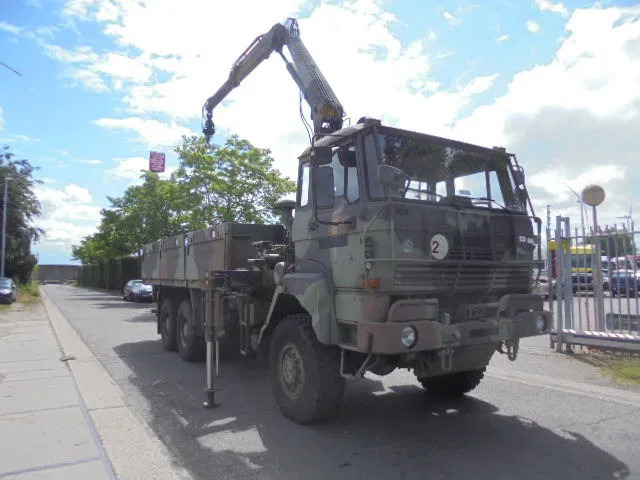 DAF YHZ 2300 6X6 + HIAB CRANE - Bortu kravas automašīna/ Platforma, Kravas auto ar manipulatoru: foto 2 DAF YHZ 2300 6X6 + HIAB CRANE - Bortu kravas automašīna/ Platforma, Kravas auto ar manipulatoru: foto 2