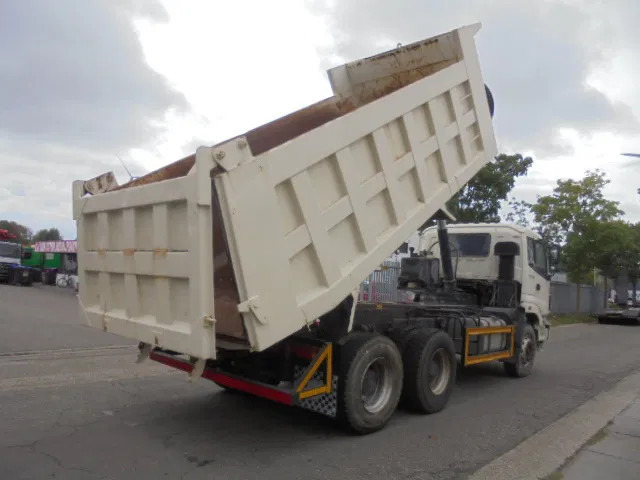 Diversen FOTON DAIMLER TX 3234 6X4 10 IN STOCK FOTON DAIMLER TX 3234 6X4 TAX FREE - Kravas automašīna pašizgāzējs: foto 5 Diversen FOTON DAIMLER TX 3234 6X4 10 IN STOCK FOTON DAIMLER TX 3234 6X4 TAX FREE - Kravas automašīna pašizgāzējs: foto 5