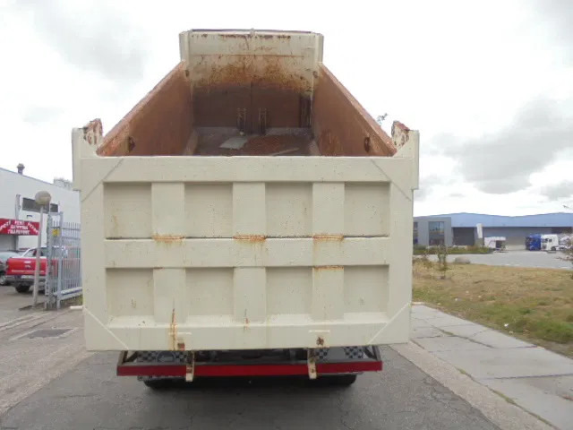 Diversen FOTON DAIMLER TX 3234 6X4 10 IN STOCK FOTON DAIMLER TX 3234 6X4 TAX FREE - Kravas automašīna pašizgāzējs: foto 4 Diversen FOTON DAIMLER TX 3234 6X4 10 IN STOCK FOTON DAIMLER TX 3234 6X4 TAX FREE - Kravas automašīna pašizgāzējs: foto 4