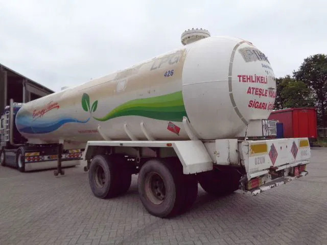 Diversen Isisan 45M3 LPG-BUTANE - Puspiekabe cisterna: foto 4 Diversen Isisan 45M3 LPG-BUTANE - Puspiekabe cisterna: foto 4
