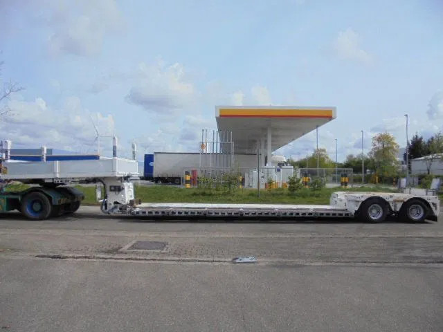 Puspiekabe zema profila platforma Faymonville F-S42-1ACA: foto 10 Puspiekabe zema profila platforma Faymonville F-S42-1ACA: foto 10