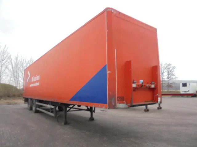 Groenewegen DR0 14-18 - Puspiekabe slēgtā virsbūve: foto 3 Groenewegen DR0 14-18 - Puspiekabe slēgtā virsbūve: foto 3