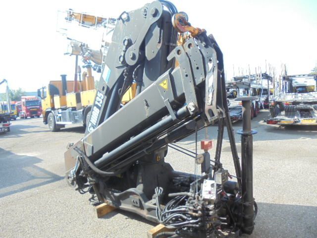 Hiab 135/3 - Bortu kravas automašīna/ Platforma, Kravas auto ar manipulatoru: foto 2 Hiab 135/3 - Bortu kravas automašīna/ Platforma, Kravas auto ar manipulatoru: foto 2