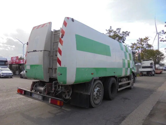 Iveco Stralis 270 - Autocisterna: foto 4 Iveco Stralis 270 - Autocisterna: foto 4