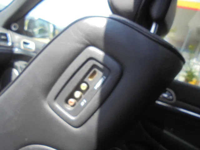 SUV Jeep Grand Cherokee 4X4 SUMMIT EDITION 3.0 LTR V6: foto 10