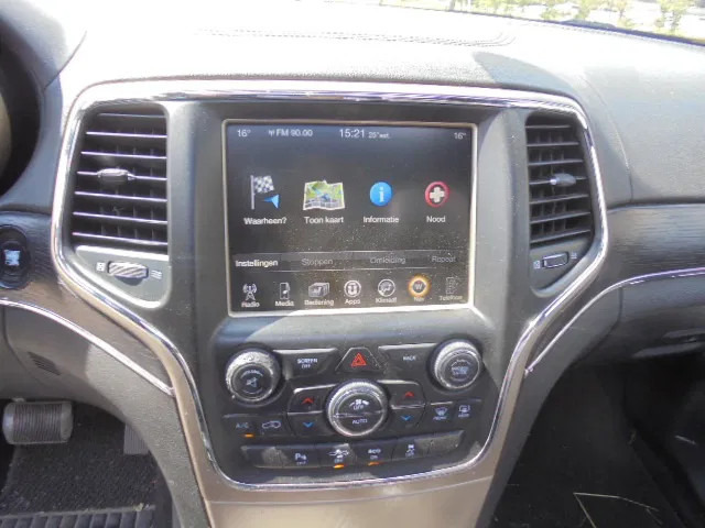 SUV Jeep Grand Cherokee 4X4 SUMMIT EDITION 3.0 LTR V6: foto 16