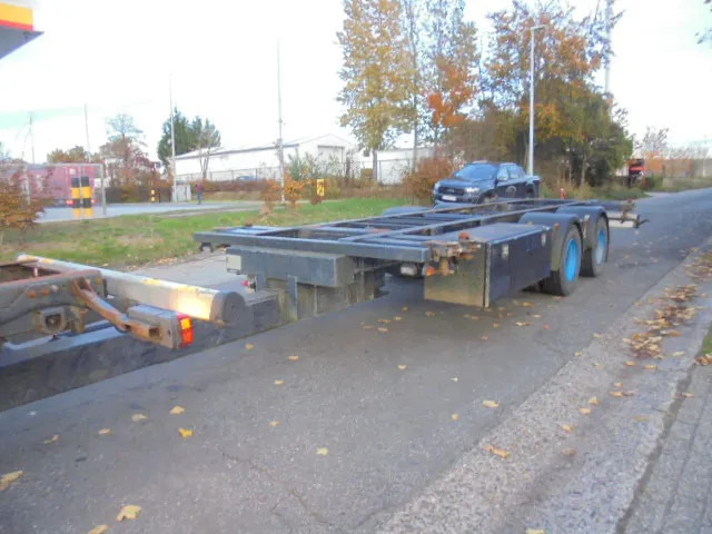 Kögel YWE 18 - Piekabe noņemamā virsbūve/ Konteineru vedējs: foto 1 Kögel YWE 18 - Piekabe noņemamā virsbūve/ Konteineru vedējs: foto 1