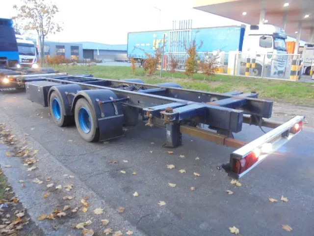 Kögel YWE 18 - Piekabe noņemamā virsbūve/ Konteineru vedējs: foto 3 Kögel YWE 18 - Piekabe noņemamā virsbūve/ Konteineru vedējs: foto 3