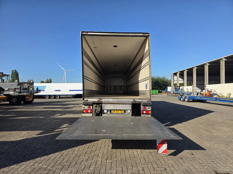 Krone SZ NL KENTEKEN - Puspiekabe slēgtā virsbūve: foto 3 Krone SZ NL KENTEKEN - Puspiekabe slēgtā virsbūve: foto 3