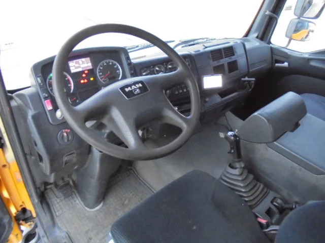 Kravas automašīna - kabeļu sistēma, Kravas auto ar manipulatoru MAN TGS 36 .390 8X4 TRIPLE: foto 13 Kravas automašīna - kabeļu sistēma, Kravas auto ar manipulatoru MAN TGS 36 .390 8X4 TRIPLE: foto 13