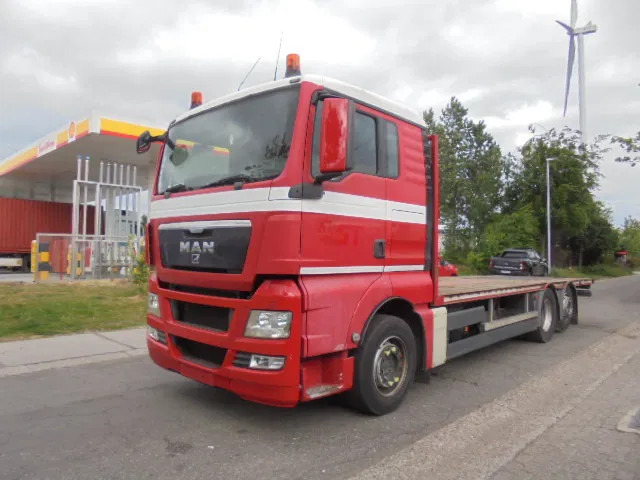 MAN TGX 26.440 6X2 GESTUURDE AS - Bortu kravas automašīna/ Platforma: foto 1 MAN TGX 26.440 6X2 GESTUURDE AS - Bortu kravas automašīna/ Platforma: foto 1