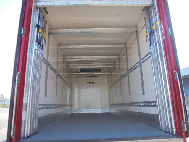 MAN TGX 26.500 XXL + RETARDER + FRC 2026 - Kravas automašīna refrižerators: foto 5 MAN TGX 26.500 XXL + RETARDER + FRC 2026 - Kravas automašīna refrižerators: foto 5