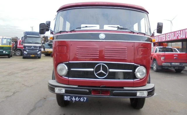 Mercedes-Benz 1113 - Autovedējs: foto 2 Mercedes-Benz 1113 - Autovedējs: foto 2