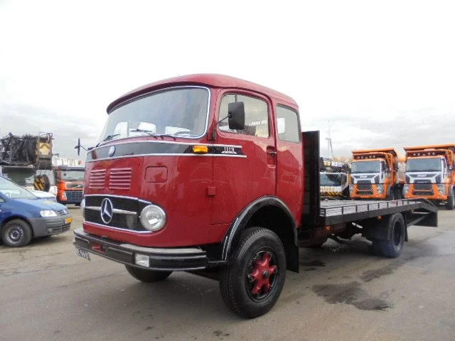 Mercedes-Benz 1113 - Autovedējs: foto 1 Mercedes-Benz 1113 - Autovedējs: foto 1