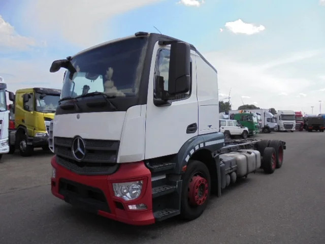 Mercedes-Benz ACTROS 2340 6X2 - Autovedējs: foto 1 Mercedes-Benz ACTROS 2340 6X2 - Autovedējs: foto 1