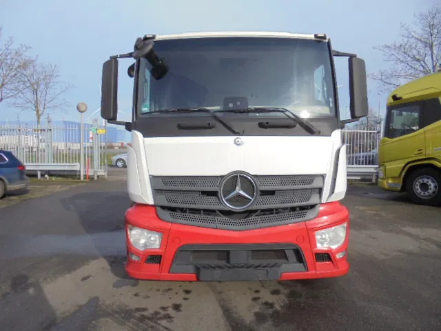 Mercedes-Benz Actros 2340 6X2 EUR 6 - Šasija kravas automašīna: foto 2 Mercedes-Benz Actros 2340 6X2 EUR 6 - Šasija kravas automašīna: foto 2